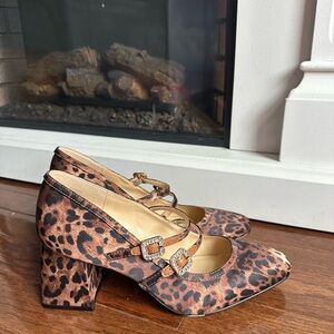 Jessica Simpson Leopard Print pump size 7